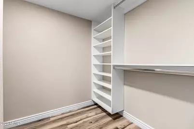 9325 W Topeka Drive, Peoria, AZ 85382 - Photo 17