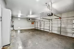 839 S Adam Wy, Gilbert, AZ 85296 - Photo 31