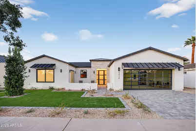 4434 E Mitchell Drive, Phoenix, AZ 85018 - Photo 1