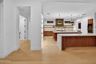 4434 E Mitchell Dr, Phoenix, AZ 85018 - Photo 15