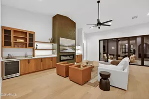 4434 E Mitchell Dr, Phoenix, AZ 85018 - Photo 11