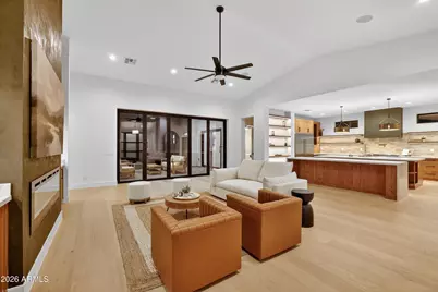 4434 E Mitchell Drive, Phoenix, AZ 85018 - Photo 5