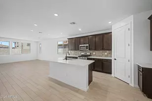 22334 W Irma Ln, Surprise, AZ 85387 - Photo 7
