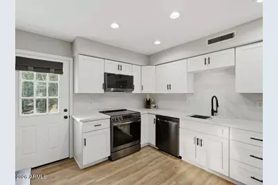 542 W Palm Lane, Phoenix, AZ 85003 - Photo 17