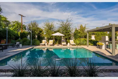 3226 E Glenrosa Avenue, Phoenix, AZ 85018 - Photo 13