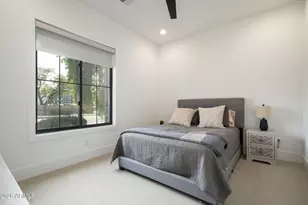 3226 E Glenrosa Ave, Phoenix, AZ 85018 - Photo 25