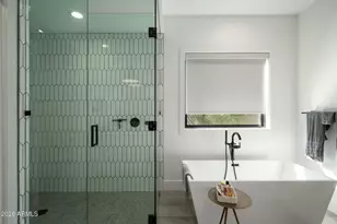 3226 E Glenrosa Ave, Phoenix, AZ 85018 - Photo 19