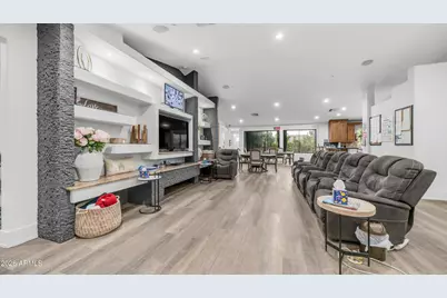 9900 E Luxury Assisted Living Boulevard, Scottsdale, AZ 85260 - Photo 17