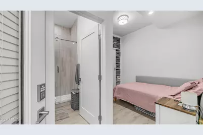 9900 E Luxury Assisted Living Boulevard, Scottsdale, AZ 85260 - Photo 39