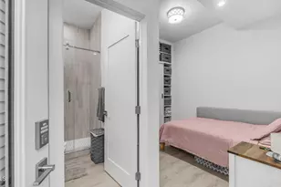 9900 E Luxury Assisted Living Blvd, Scottsdale, AZ 85260 - Photo 39