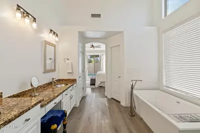 6419 E Paradise Lane, Scottsdale, AZ 85254 - Photo 17