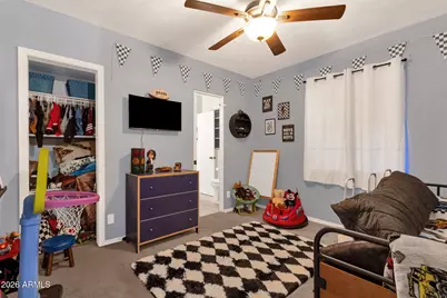 20 S Catalina Street, Gilbert, AZ 85233 - Photo 13