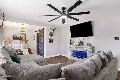 20 S Catalina Street, Gilbert, AZ 85233 - Photo 7