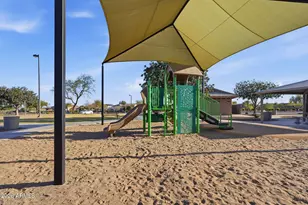 11964 W Villa Chula Ln, Sun City, AZ 85373 - Photo 31