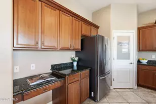 11964 W Villa Chula Ln, Sun City, AZ 85373 - Photo 9