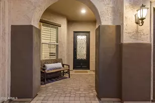 3506 E Daley Ln, Phoenix, AZ 85050 - Photo 9