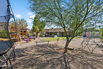4108 E Fanfol Drive, Phoenix, AZ 85028 - Photo 29
