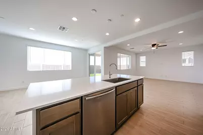 12039 W Calle De Pompas Lane, Peoria, AZ 85383 - Photo 3