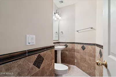 4662 W Fallen Leaf Lane, Glendale, AZ 85310 - Photo 19