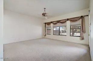 4662 W Fallen Leaf Ln, Glendale, AZ 85310 - Photo 13