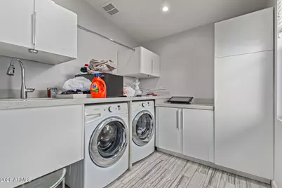 8302 E Heatherbrae Drive, Scottsdale, AZ 85251 - Photo 31