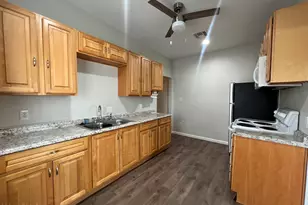 1106 E Taylor St, Phoenix, AZ 85006 - Photo 9