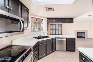 3931 E Nambe St, Phoenix, AZ 85044 - Photo 13