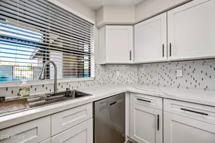 12846 S 50th Way, Phoenix, AZ 85044 - Photo 3