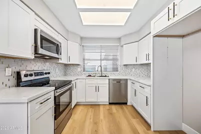 12846 S 50th Way, Phoenix, AZ 85044 - Photo 5