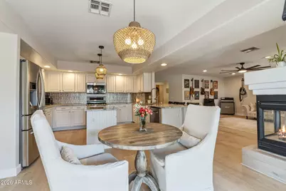 6419 W Honeysuckle Drive, Phoenix, AZ 85083 - Photo 25