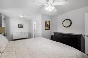 10637 W Augusta Dr, Sun City, AZ 85351 - Photo 13