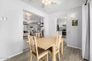 10637 W Augusta Dr, Sun City, AZ 85351 - Photo 7