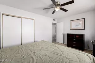 10637 W Augusta Dr, Sun City, AZ 85351 - Photo 17