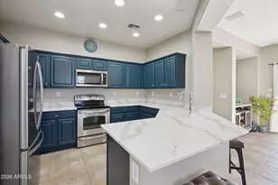 39516 N Noble Hawk Ct, Phoenix, AZ 85086 - Photo 9