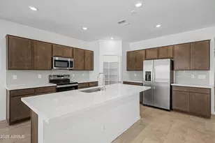 25229 W La Salle St, Buckeye, AZ 85326 - Photo 7