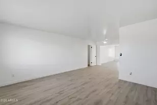 3171 W Orchid Ln, Phoenix, AZ 85051 - Photo 5