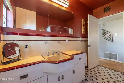 530 W Wilshire Drive, Phoenix, AZ 85003 - Photo 35