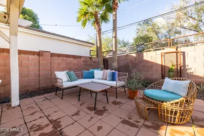 530 W Wilshire Drive, Phoenix, AZ 85003 - Photo 53