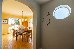 530 W Wilshire Dr, Phoenix, AZ 85003 - Photo 9