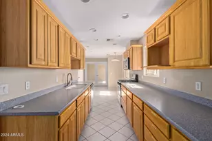 9960 W Devonshire Dr, Arizona City, AZ 85123 - Photo 21