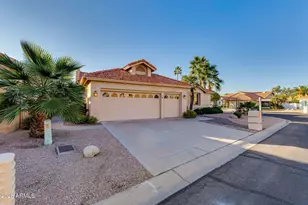 25617 S Burnaby Dr, Sun Lakes, AZ 85248 - Photo 1