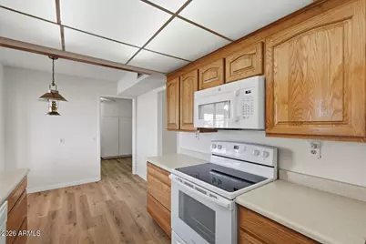 18401 N 108th Drive, Sun City, AZ 85373 - Photo 13
