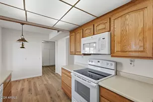 18401 N 108th Dr, Sun City, AZ 85373 - Photo 13