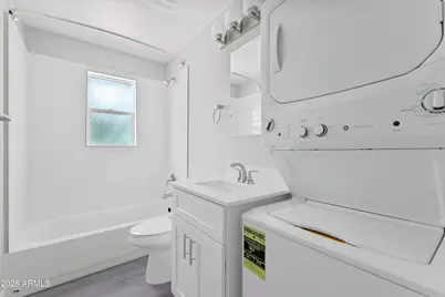 35 W Medlock Drive #4, Phoenix, AZ 85013 - Photo 13