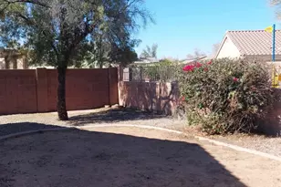 1754 E Bishop Pl, Casa Grande, AZ 85122 - Photo 9