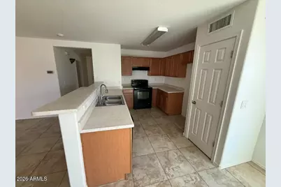 1754 E Bishop Place, Casa Grande, AZ 85122 - Photo 3