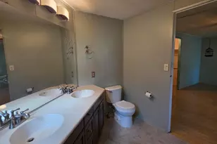 2233 E Behrend Dr, Phoenix, AZ 85024 - Photo 33