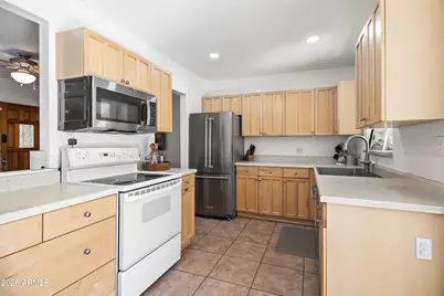 4013 E Indianola Avenue, Phoenix, AZ 85018 - Photo 5