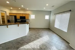 44577 W Yucca Ln, Maricopa, AZ 85138 - Photo 3