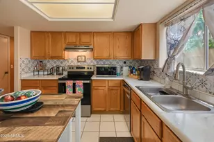 3224 E Sierra St, Phoenix, AZ 85028 - Photo 9